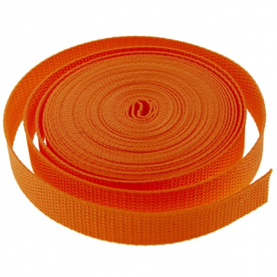 Стропа текстильная, шир. 25 мм (в нам. 50+/-1 ярд), цвет оранжевый - купить в Туле. Цена: 409.94 руб.